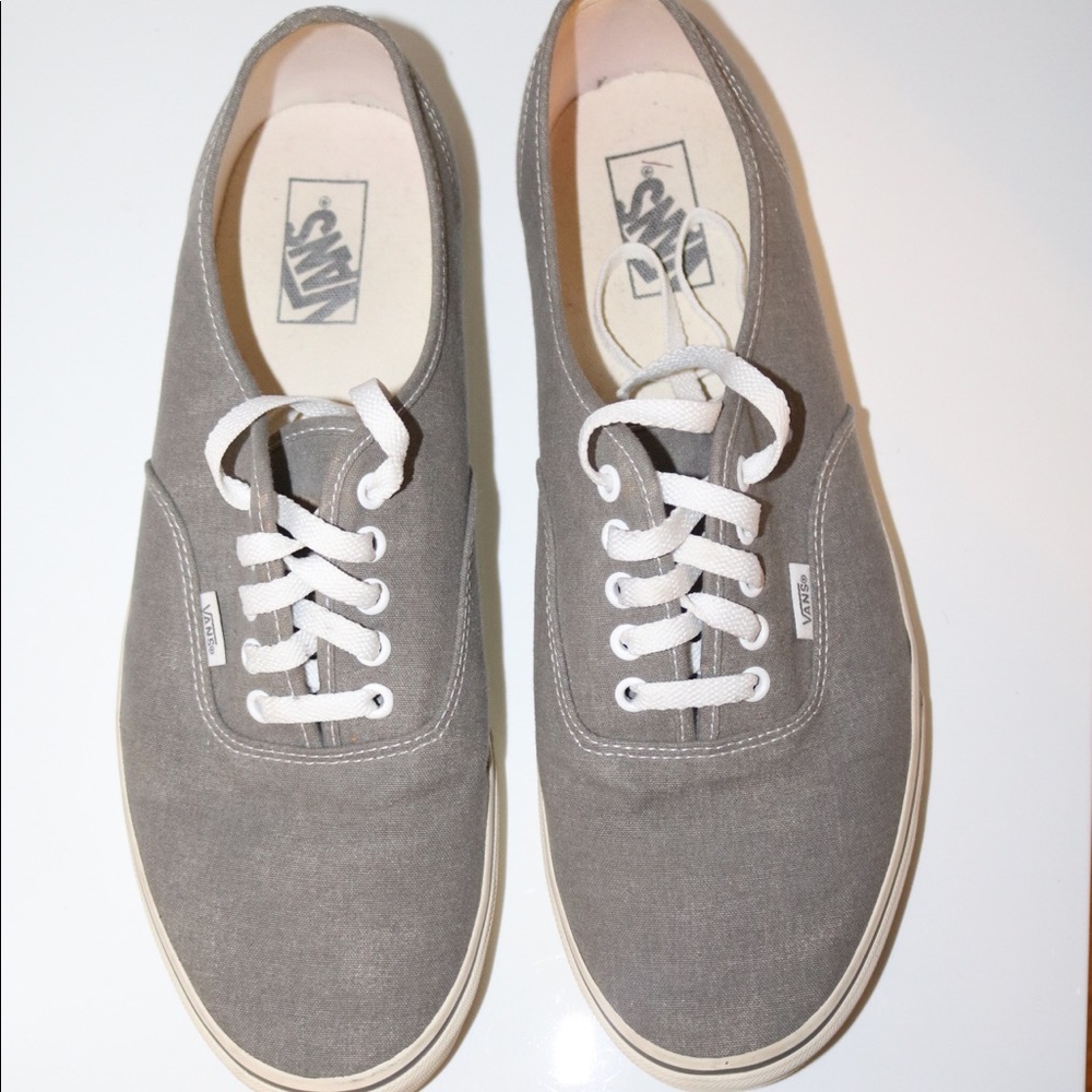 Men’s gray VANS